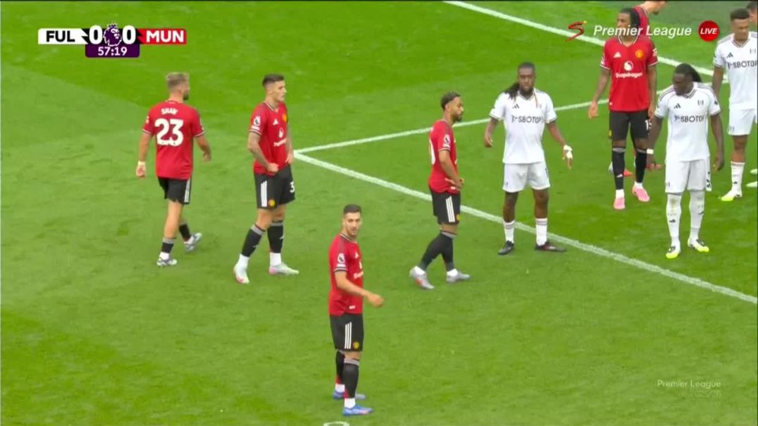 Fulham 0 - [1] Manchester United - L. Yoro 58'