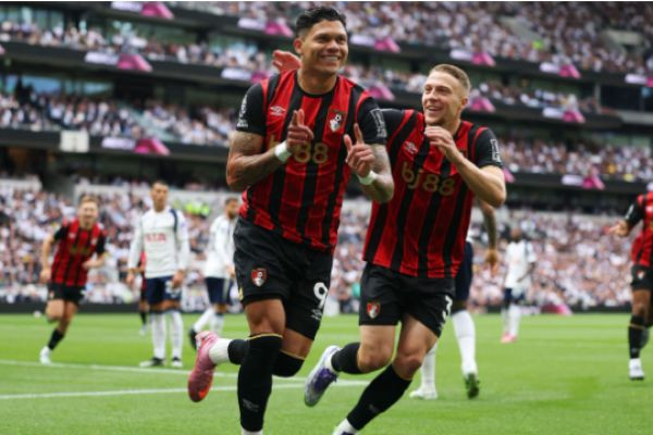 Dire Tottenham dominated by Bournemouth despite narrow loss