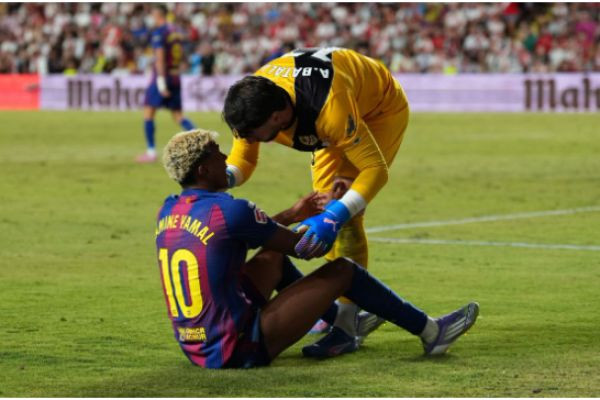 Rayo draw with Barcelona after contested Yamal pen