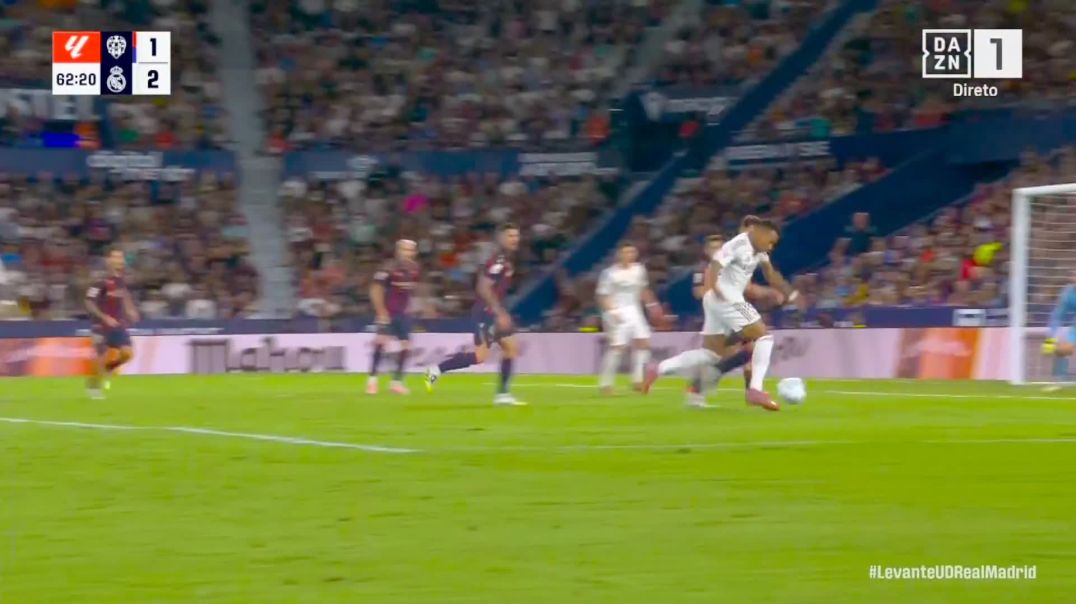 ⁣Levante 1 - [3] Real Madrid - K. Mbappé 64' Media