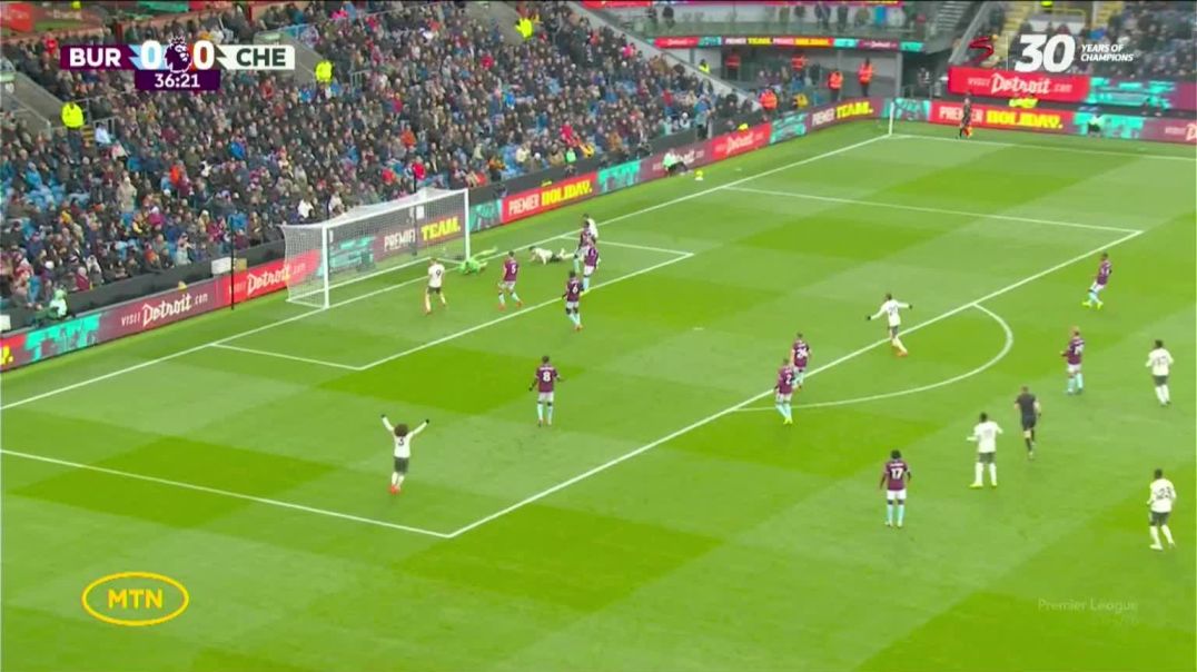 Burnley_0_-_1_Chelsea_-_Pedro_Neto_37_