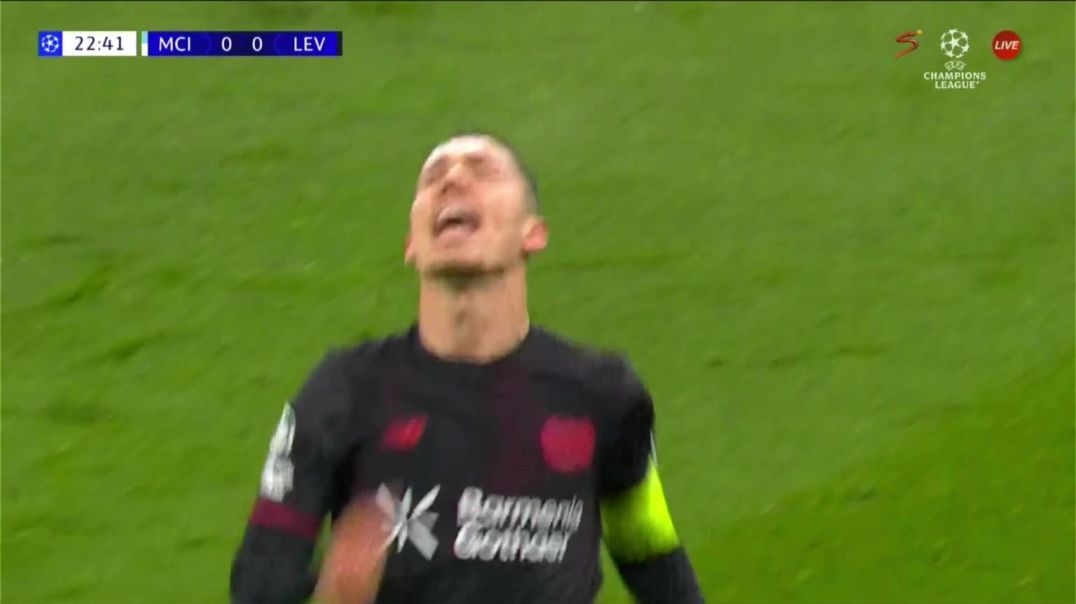 Manchester City 0 - 1 Bayer Leverkusen - Alejandro Grimaldo 23'