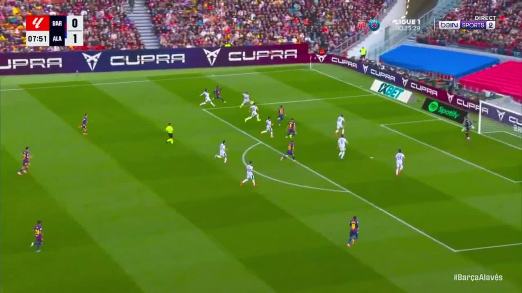 ⁣Barcelona [1] - 1 Alaves - Lamine Yamal 8'