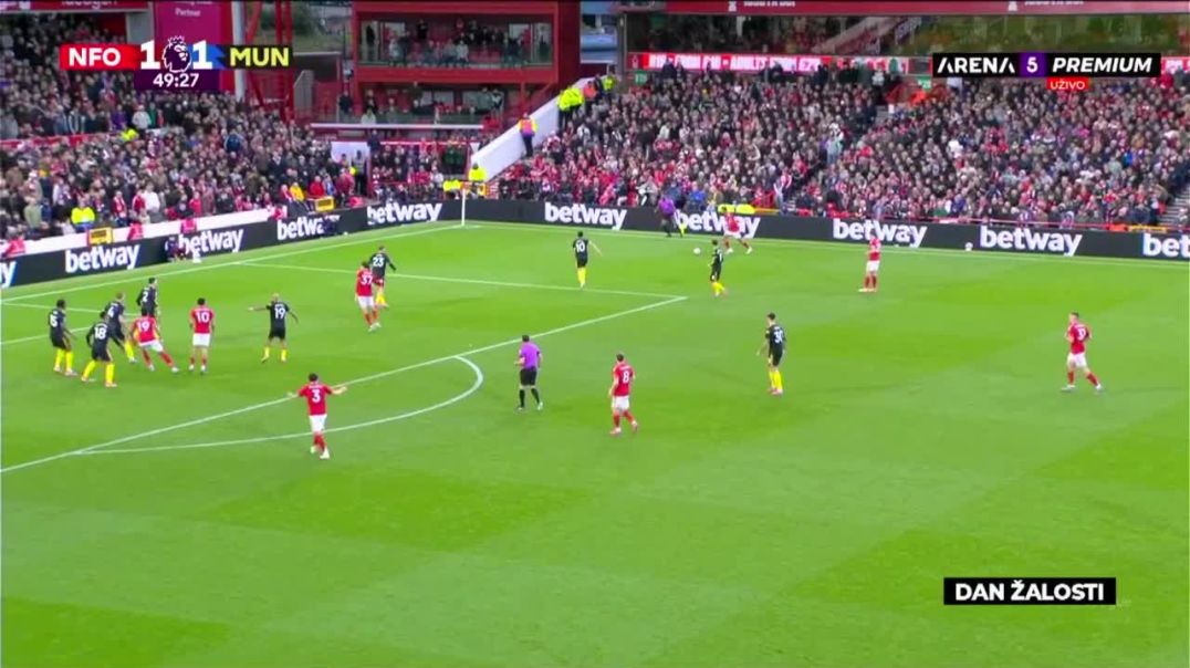 Nottingham [2] - 1 Manchester Utd - Nicolo Savona 50'