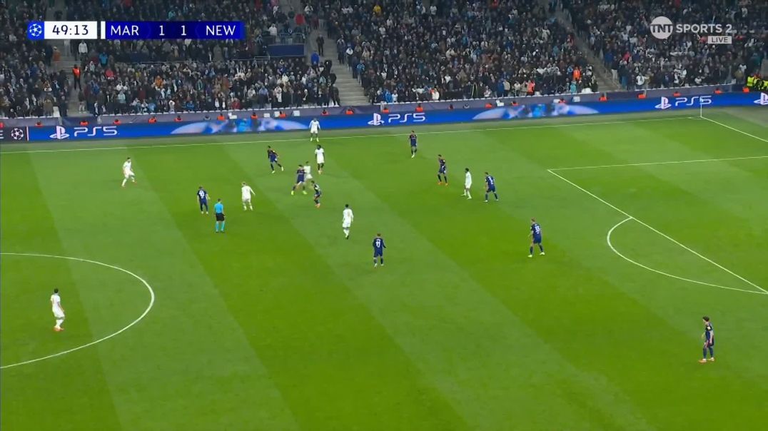 Marseille [2] - 1 Newcastle - Pierre-Emerick Aubameyang 51'