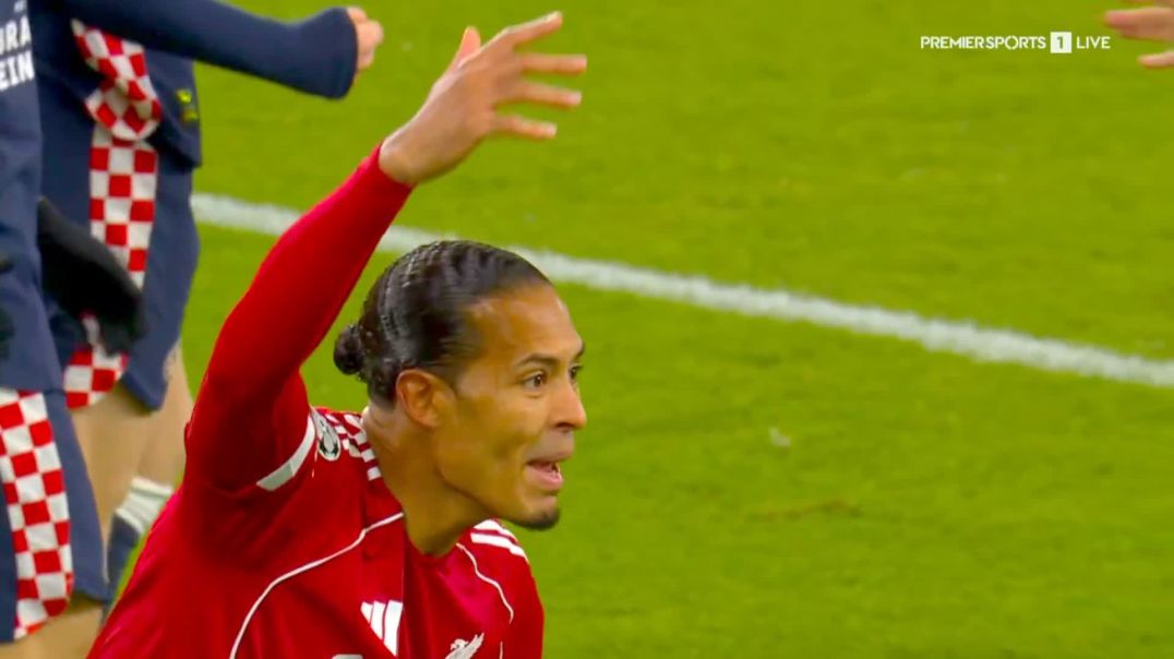 ⁣Liverpool 0 - [1] PSV - I. Perišić 6'