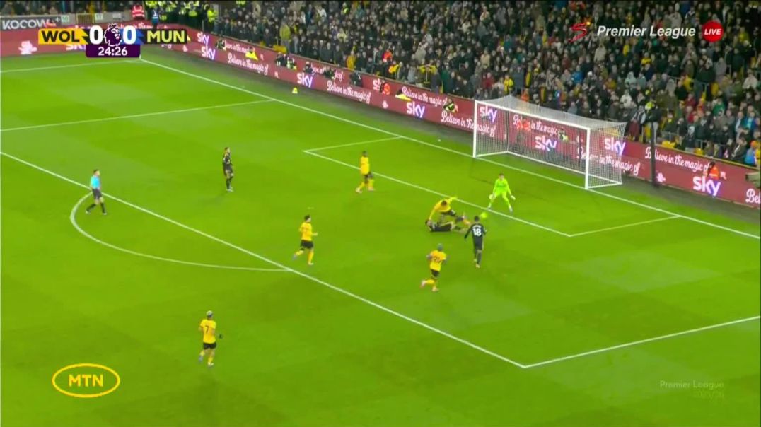 Wolves 0 - [1] Manchester Utd - Bruno Fernandes 24'