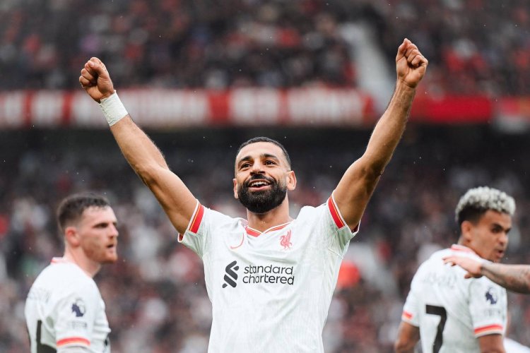 Manchester United 0-3 Liverpool: Arne Slot puts a lot of pressure on Erik ten Hag as Luis Diaz scores twice off of mistakes made by Casemiro.