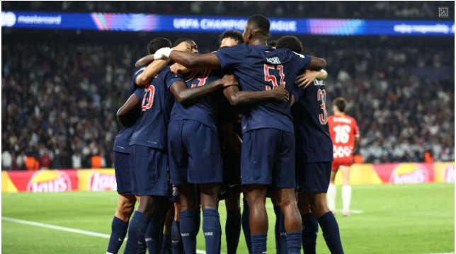 Gazzaniga howler gifts PSG late win over Girona