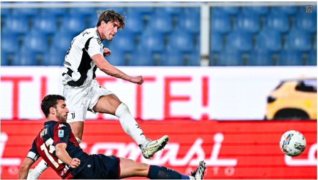 Juventus return to top of Serie A with win over Genoa