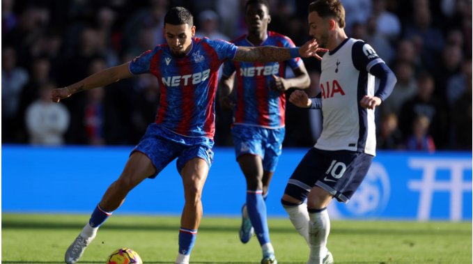 Crystal Palace beat Tottenham for first league win of season