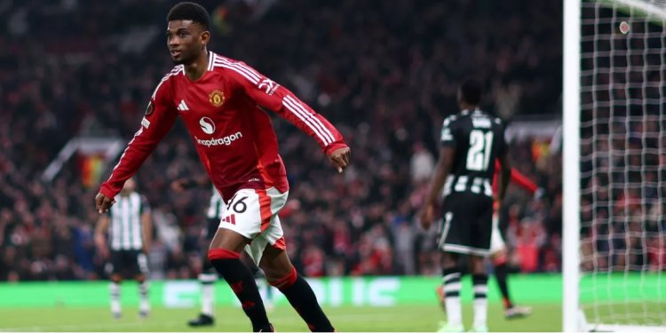 Manchester United 2-0 PAOK: Amad Diallo scores twice as Ruud van Nistelrooy oversees long-awaited European win