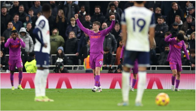 Spurs denied win over Wolves by late Jørgen Strand Larsen goal