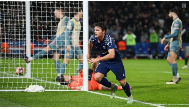 Man City stunned by Paris Saint-Germain, on brink of UCL exit