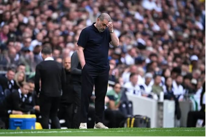 Brighton spoil Tottenham's party with 4-1 win