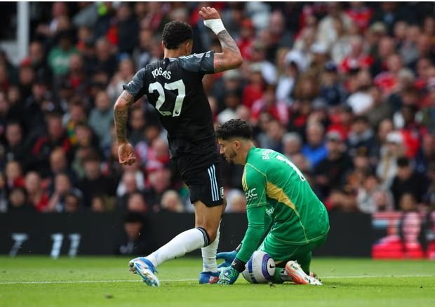 Man United inflict costly defeat on Aston Villa